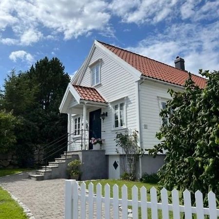 Hybel Med Bad Lejlighed Egersund Eksteriør billede